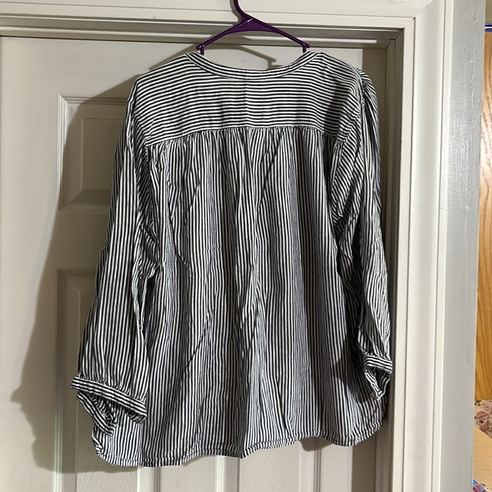 2/$10 Old Navy Striped Shirt - Picture 8 of 8